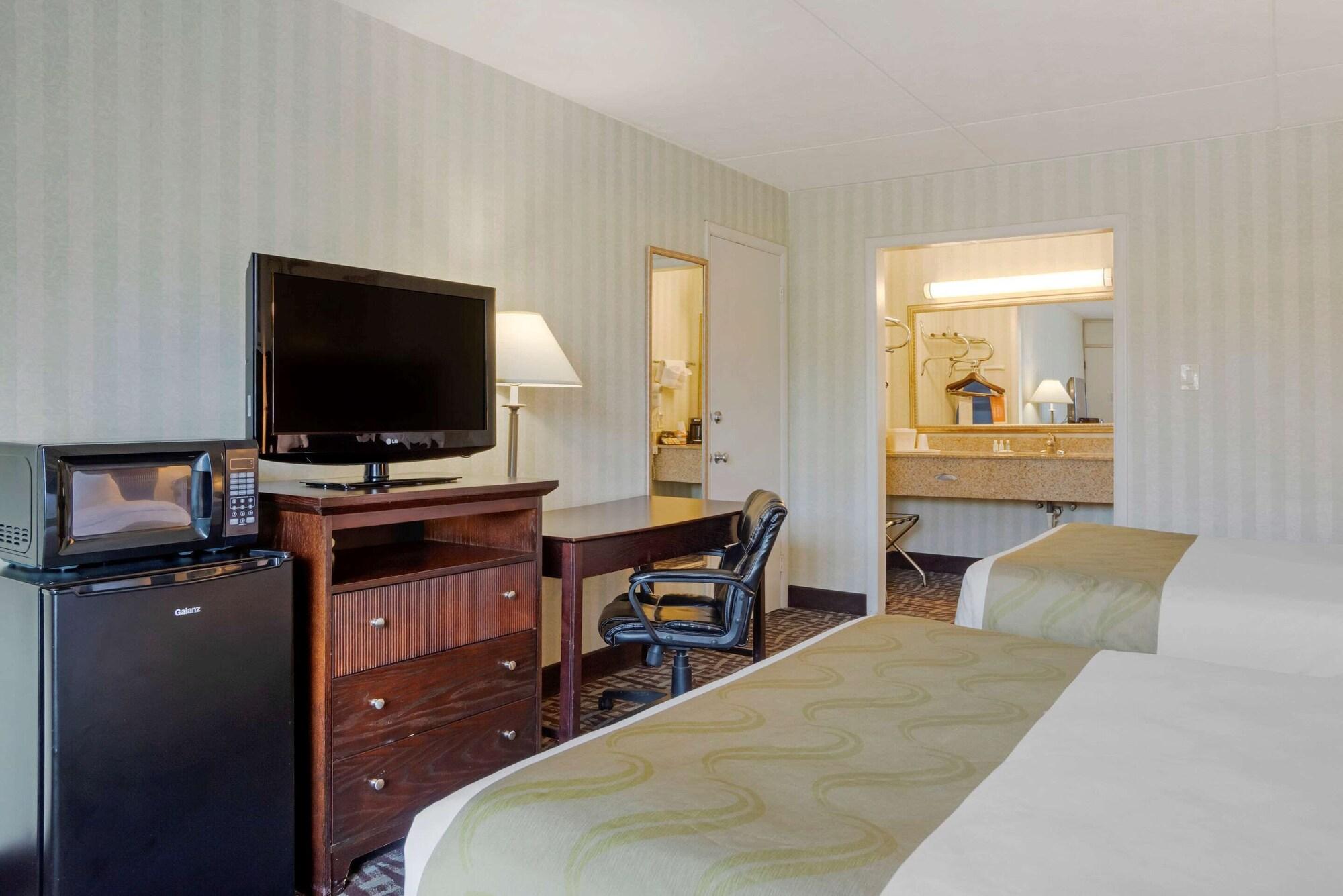 Quality Inn Fredericksburg Near Historic Downtown Esterno foto