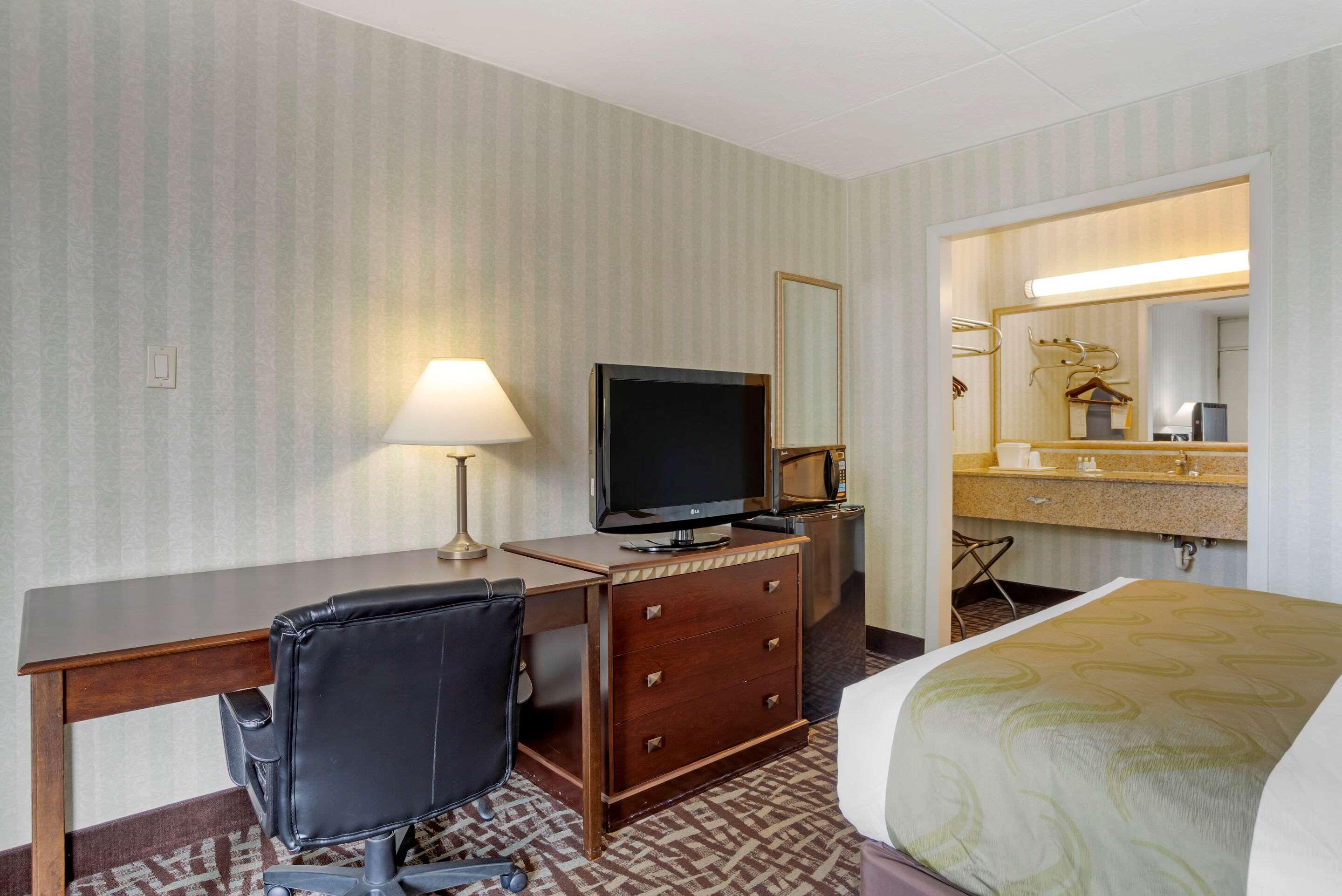 Quality Inn Fredericksburg Near Historic Downtown Esterno foto
